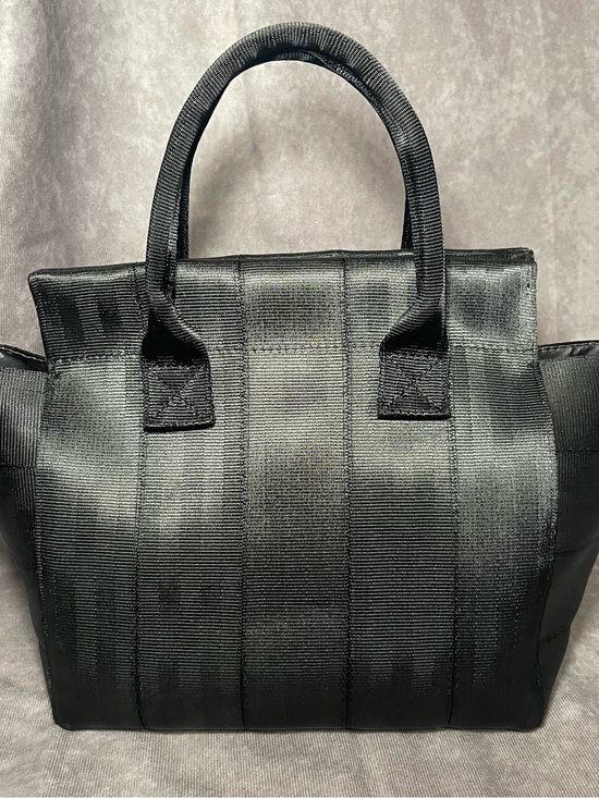 Harveys Handbags - Harveys Seatbelt Bags Black Mini Marilyn Tote - VGUC - RARE - Magnetic Closure